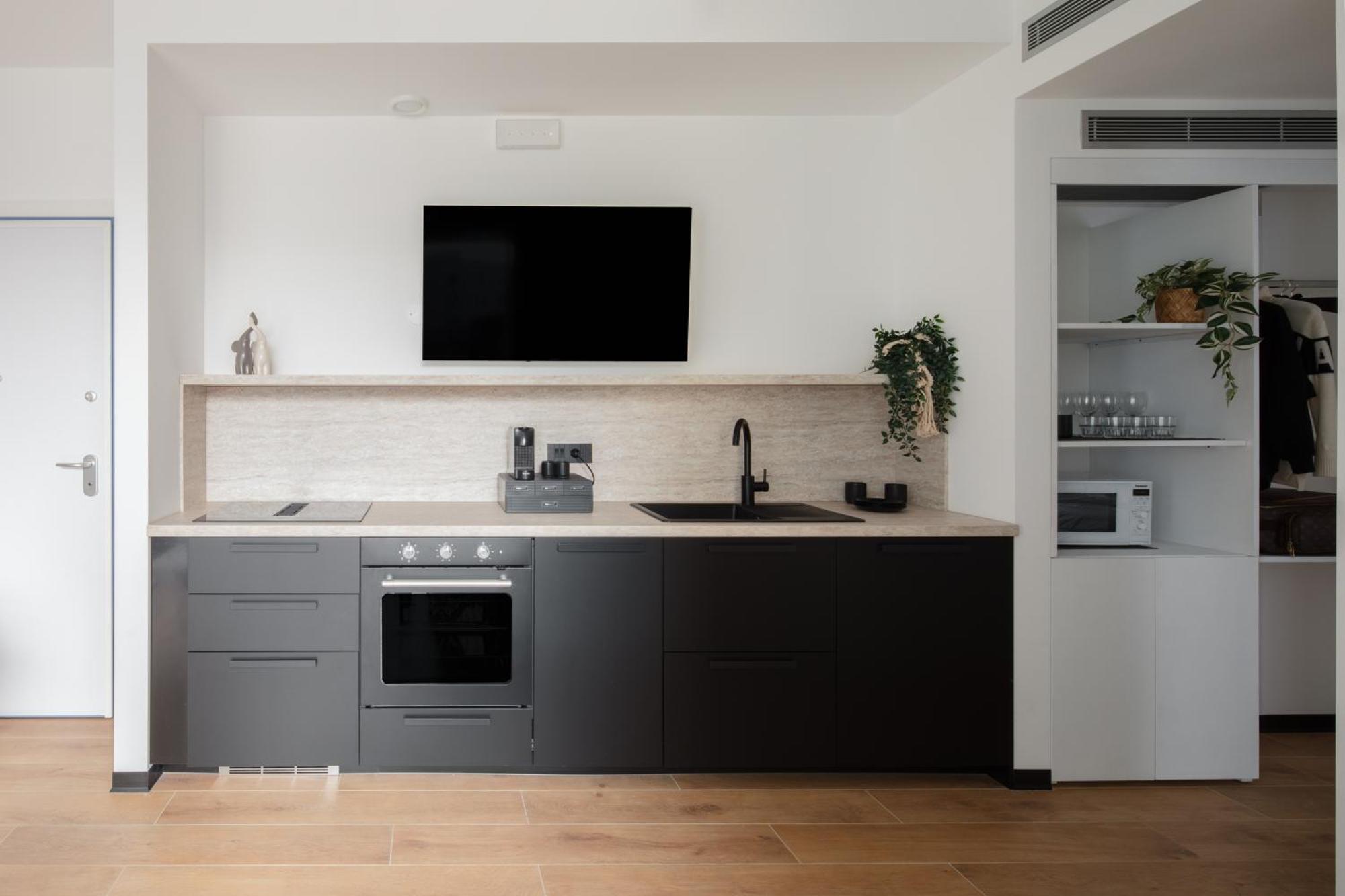 San Lorenzo Labicana Luxury Apartment Rom